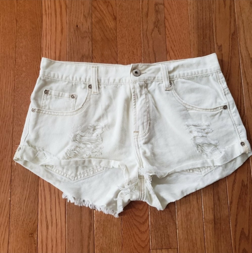 Bullhead Denim Co. Slouch White Denim Shorts